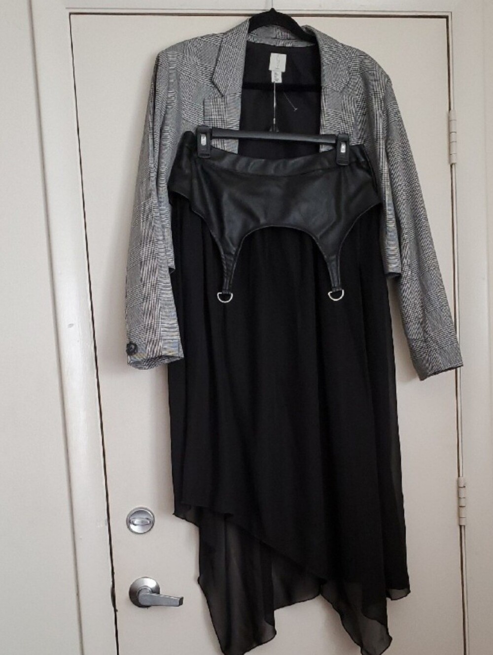 Hot Topic Black Asymmetrical Chiffon Skirt with Faux Leather Waist - Picture 13 of 14